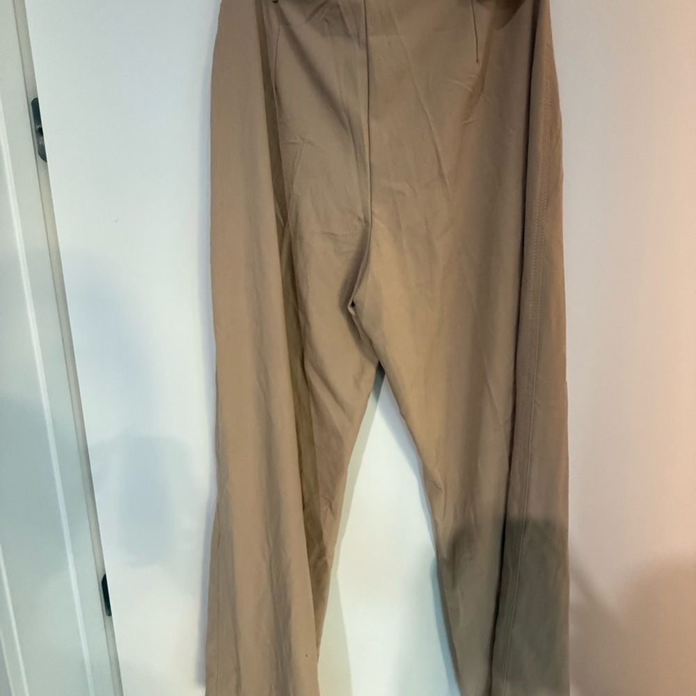 Bershka Beige Trousers - Picture 5 of 6